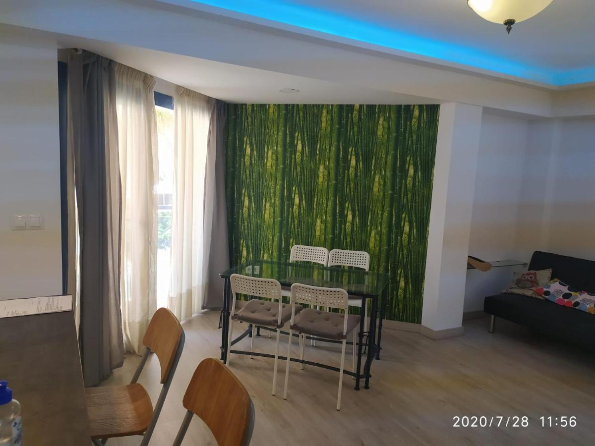 Apartamento Pepita Alay เบนัลมาเดนา ภายนอก รูปภาพ